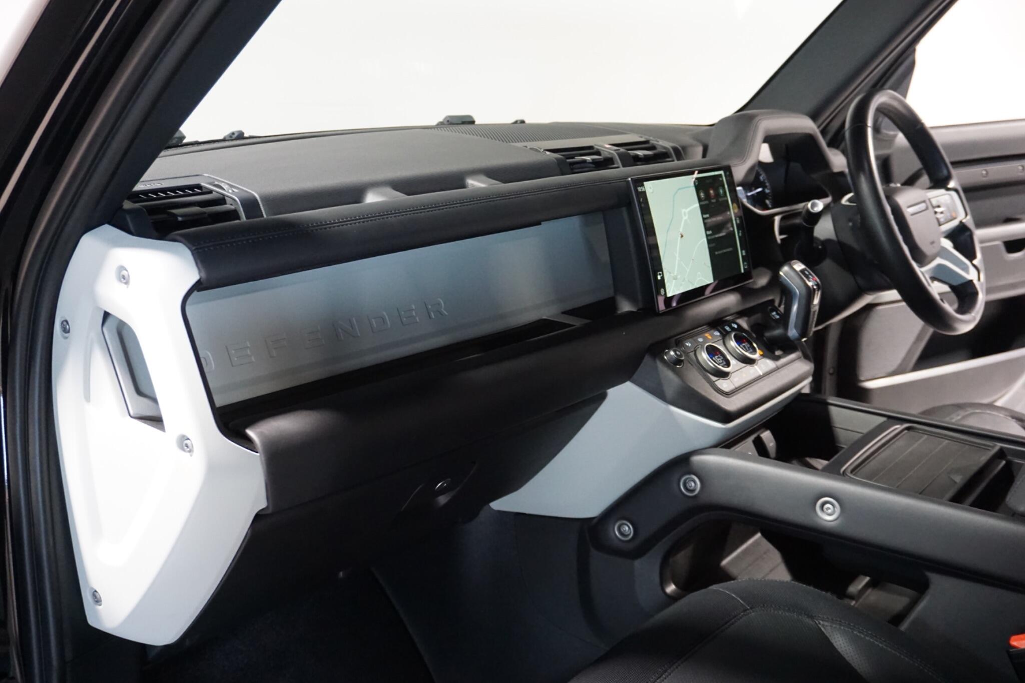 Land Rover Defender 110 2.0 P400e 15.4kWh X-Dynamic HSE SUV 5dr Petrol Plug-in Hybrid Auto 4WD Euro 6 (s/s) (404 ps)